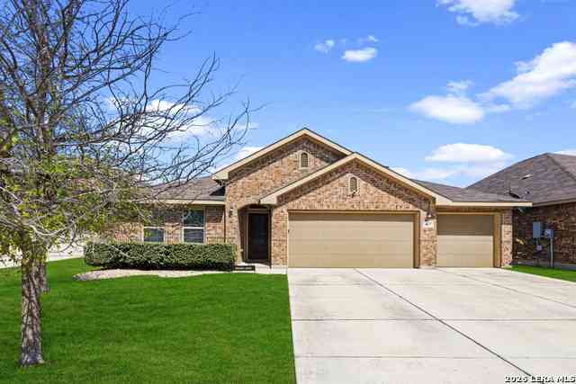 Homes For Sale - 467 Briar<br/> New Braunfels, TX 78132
