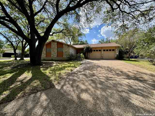 Homes For Sale - 8908 Little Walnut Pkwy<br/> Austin, TX 78758