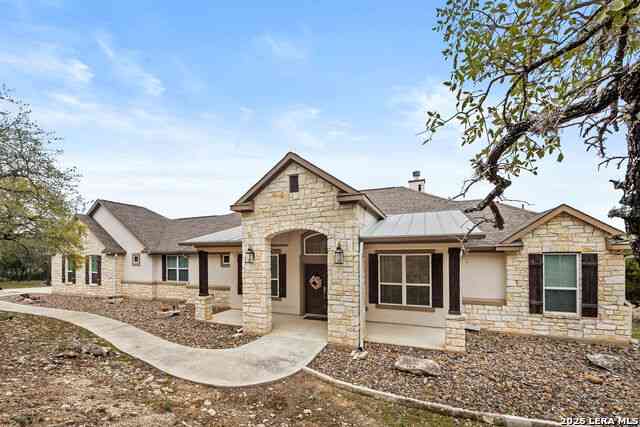 Homes For Sale - 1434 Village Top<br/> Canyon Lake, TX 78133