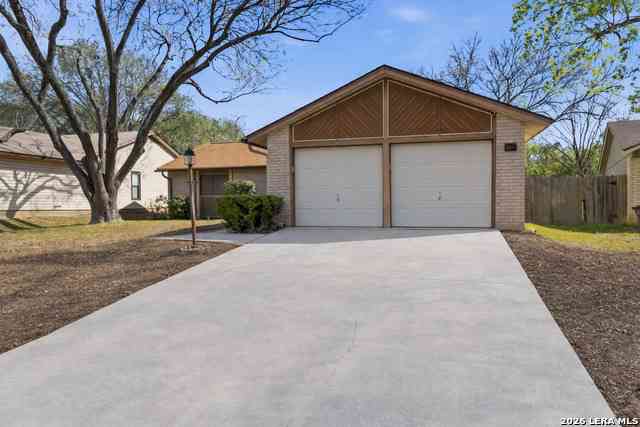 Homes For Sale - 14422 Bluewood<br/> San Antonio, TX 78233
