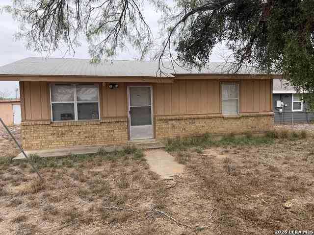 Homes For Sale - 405 N 14th St<br/> Dimmit County, Carrizo Springs, TX 78834
