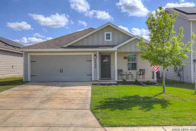 Homes For Sale - 2459 Pechora Pipit<br/> New Braunfels, TX 78130
