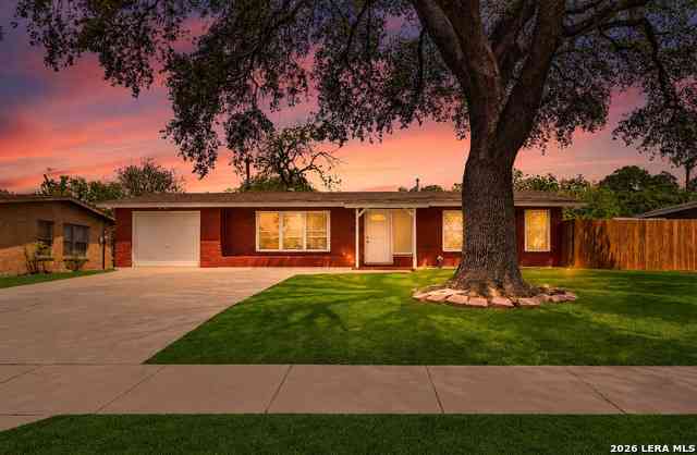 Homes For Sale - 1235 Oblate Dr<br/> San Antonio, TX 78216