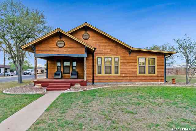 Homes For Sale - 201 Brinkoeter St<br/> Poth, TX 78147