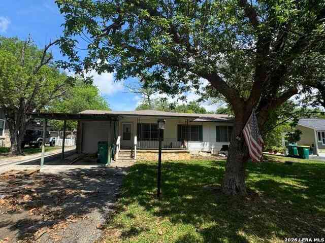 Homes For Sale - 514 E Bandera Rd<br/> Boerne, TX 78006