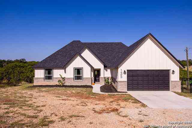 Homes For Sale - 135 Lone Oak<br/> Gillespie County, Kerrville, TX 78028