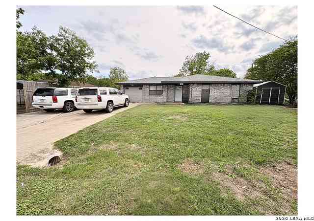 Homes For Sale - 407 Peterson<br/> Kerrville, TX 78028
