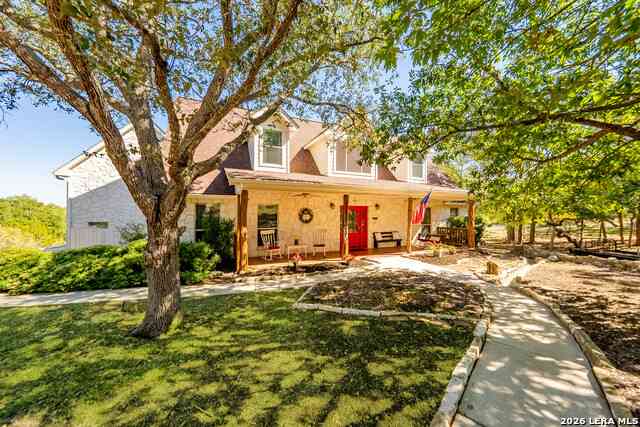 Homes For Sale - 560 Winding Vw<br/> New Braunfels, TX 78132