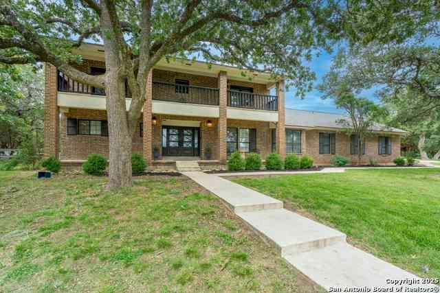 Homes For Sale - 27301 Autumn Glen<br/> Boerne, TX 78006