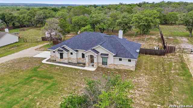 Homes For Sale - 129 Sendera Xing<br/> Wilson County, La Vernia, TX 78121