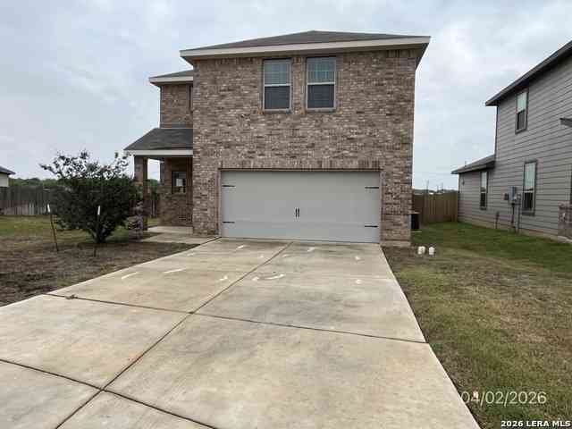 Homes For Sale - 111 Sundrop Trail<br/> New Braunfels, TX 78130