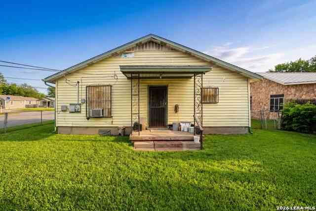 Homes For Sale - 4103 W Salinas St<br/> San Antonio, TX 78207