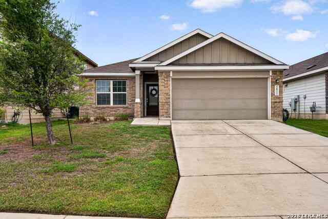 Homes For Sale - 5811 Bridle Bend<br/> San Antonio, TX 78218