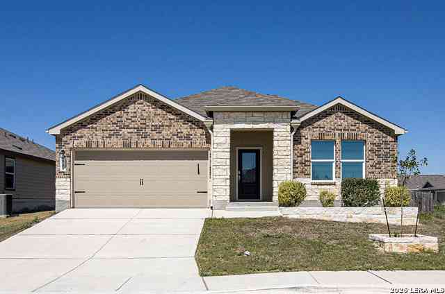 Homes For Sale - 2700 San Martin Ln<br/> Seguin, TX 78155