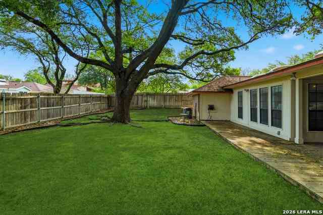 Homes For Sale - 6319 Lakewood Park<br/> Windcrest, TX 78239