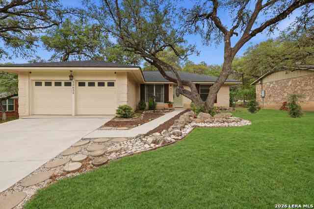 Homes For Sale - 10635 Janet Lee Dr<br/> San Antonio, TX 78230