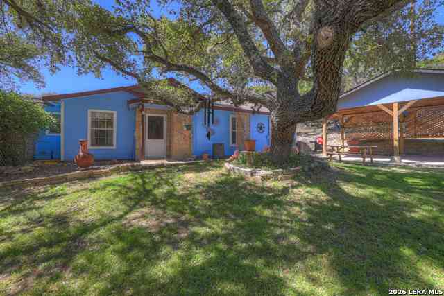 Homes For Sale - 1069 Trail Pass<br/> Canyon Lake, TX 78133