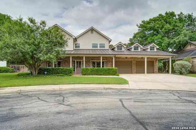 Homes For Sale - 14 Granburg Cir<br/> San Antonio, TX 78218