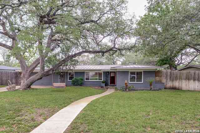 Homes For Sale - 523 Woodcrest Dr<br/> San Antonio, TX 78209