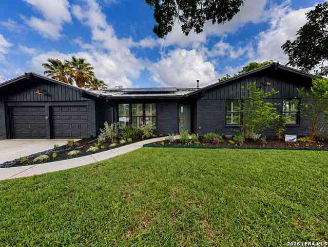 Homes For Sale - 215 Trafalgar Rd<br/> San Antonio, TX 78216