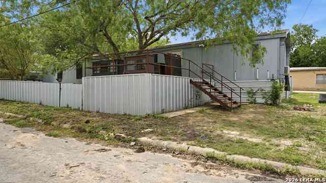Mobile Home For Sale - 1308 Ruhmann<br/> Kenedy, TX 78119