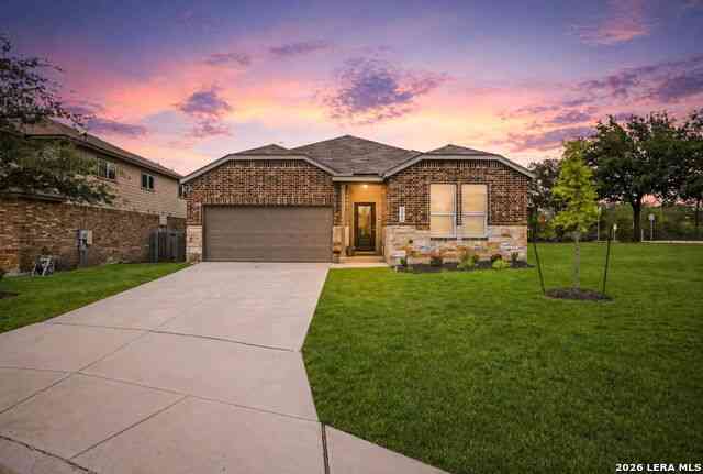 Homes For Sale - 1712 Pahmeyer Path<br/> New Braunfels, TX 78130