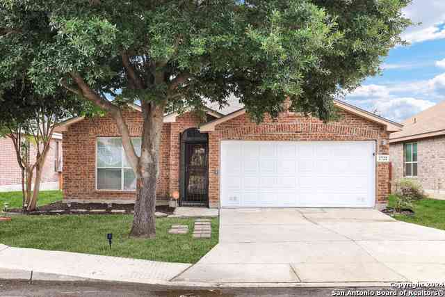 Homes For Sale - 2722 Brighton Park<br/> Converse, TX 78109