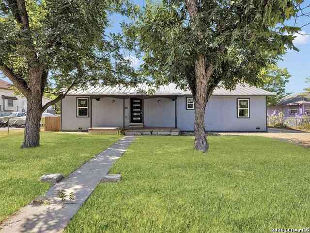 Homes For Sale - 1126 W Lullwood<br/> San Antonio, TX 78201