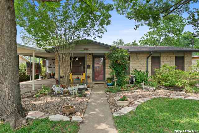 Homes For Sale - 415 Kate Schenck Ave<br/> San Antonio, TX 78223