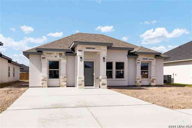 Homes For Sale - 2003 Black Hills Street<br/> San Juan, TX 78589