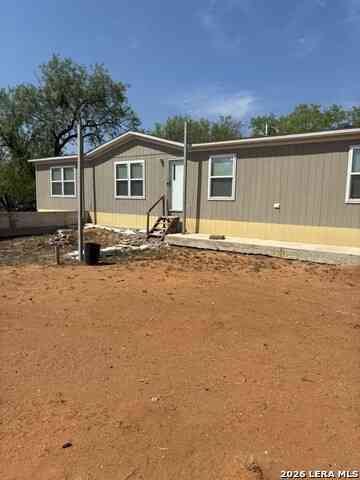 Homes For Sale - 60 Childers Road<br/> La Salle County, Artesia Wells, TX 78001
