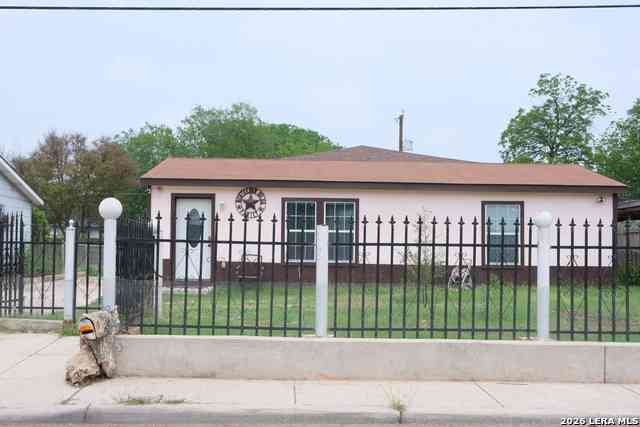 Homes For Sale - 815 Brady Blvd<br/> San Antonio, TX 78207