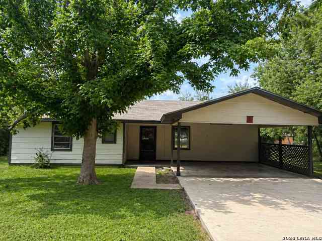 Homes For Sale - 302 Booster St<br/> Center Point, TX 78010