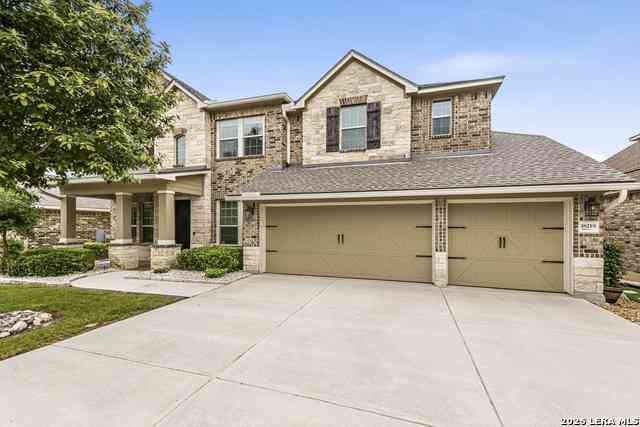 Homes For Sale - 18219 Wild Onion<br/> San Antonio, TX 78258