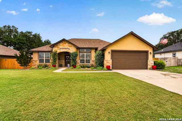 Homes For Sale - 1705 Crooked Creek Dr<br/> Pleasanton, TX 78064
