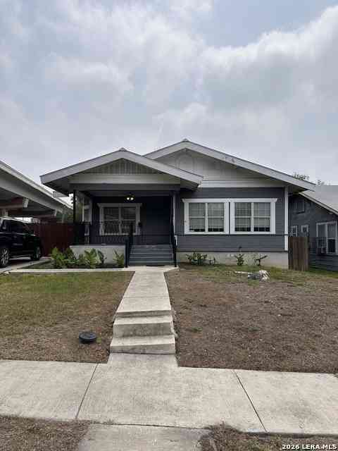 Homes For Sale - 1314 W Woodlawn Ave<br/> San Antonio, TX 78201