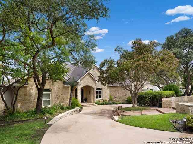 Homes For Sale - 7 Davenport Lane<br/> San Antonio, TX 78257