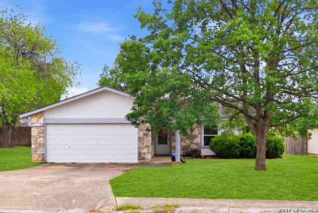 Homes For Sale - 10550 Kinderhook Dr<br/> San Antonio, TX 78245