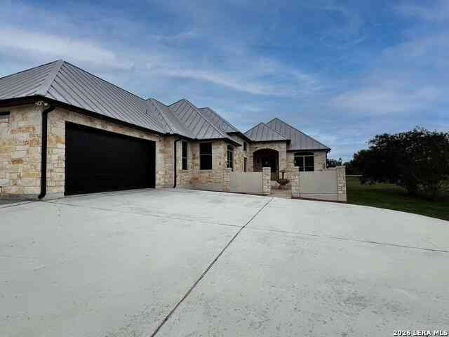Homes For Sale - 6975 Pfeil<br/> Schertz, TX 78154
