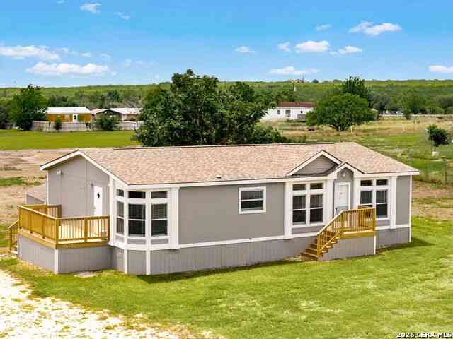 Mobile Home For Sale - 407 High Ridge Drive<br/> Seguin, TX 78155