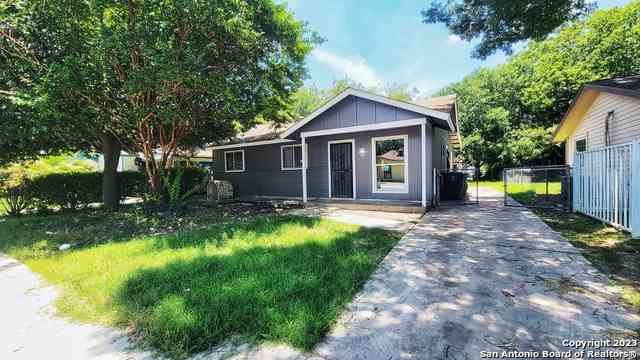 Homes For Sale - 527 Valley Park Dr<br/> San Antonio, TX 78227