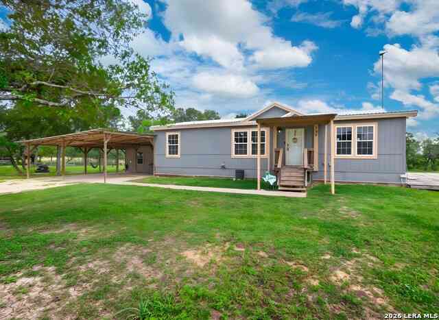 Mobile Home For Sale - 149 High Ridge Meadows Dr<br/> Gonzales, TX 78629