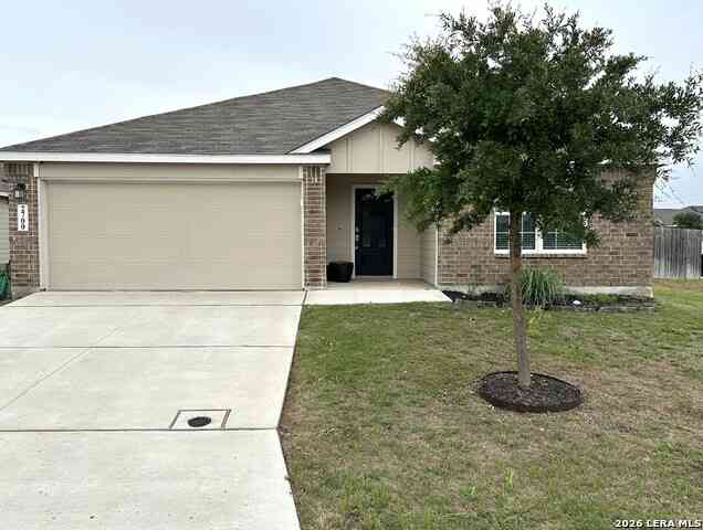 Homes For Sale - 2700 La Mundial St<br/> Seguin, TX 78155