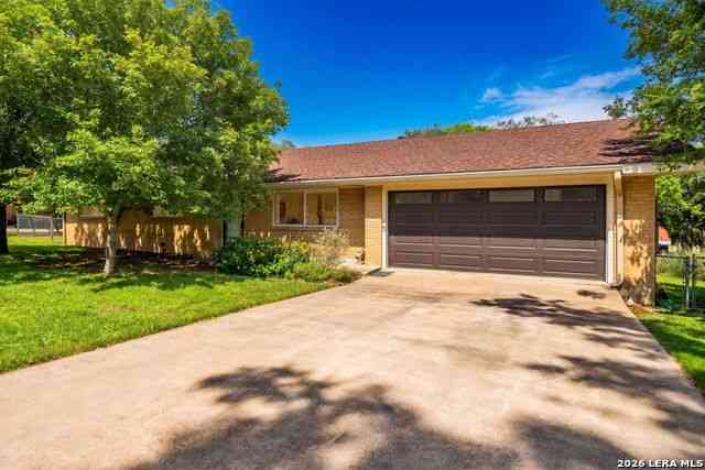 Homes For Sale - 1123 Nancy Beth<br/> Kerrville, TX 78028
