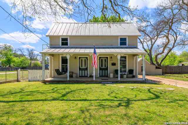 Homes For Sale - 505 W San Antonio<br/> Gillespie County, Fredericksburg, TX 78624