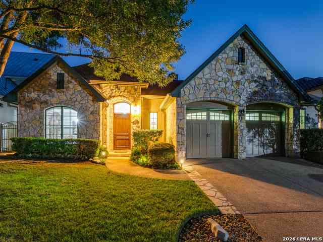 Homes For Sale - 9 Bristol Green<br/> San Antonio, TX 78209