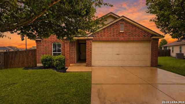 Homes For Sale - 722 Wolfeton<br/> New Braunfels, TX 78130