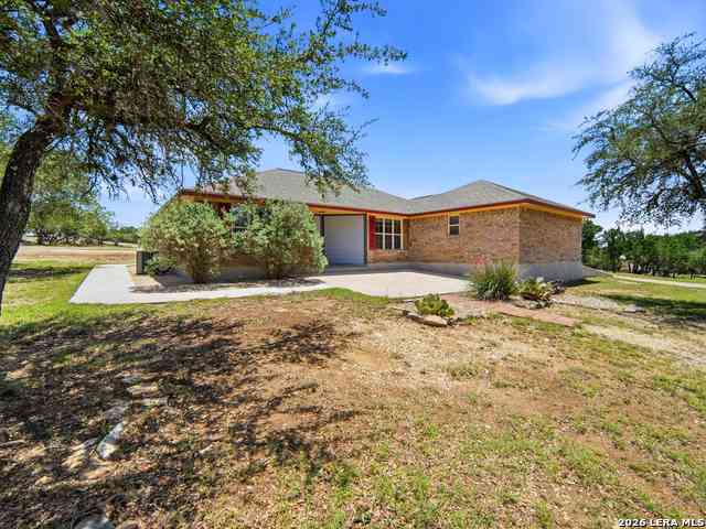 Homes For Sale - 342 Chipman Ct<br/> Bandera, TX 78003