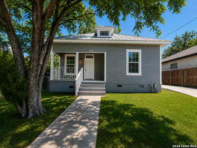Homes For Sale - 621 Porter St<br/> San Antonio, TX 78210