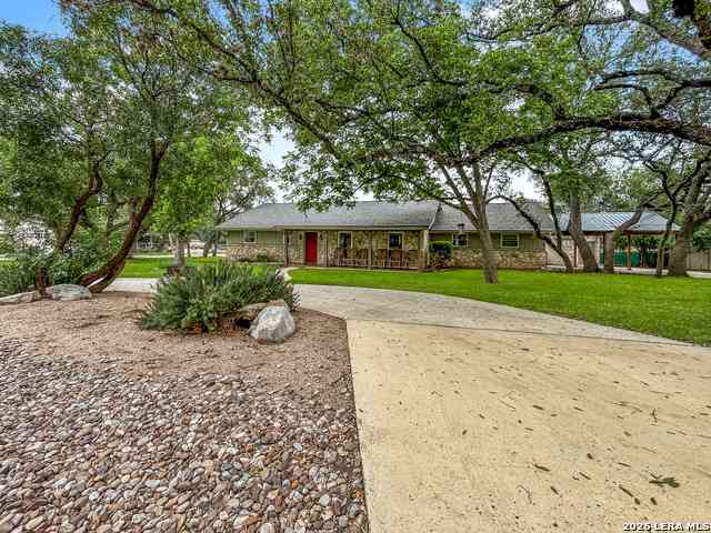Homes For Sale - 1826 Summerwood Dr<br/> San Antonio, TX 78232